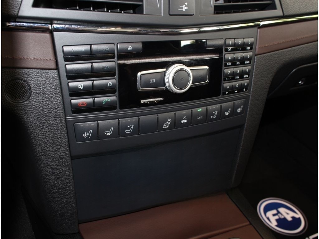 Mercedes-Benz E 350 CGI AMG Line BlueEff. Designo*H&K*TOP foto 21