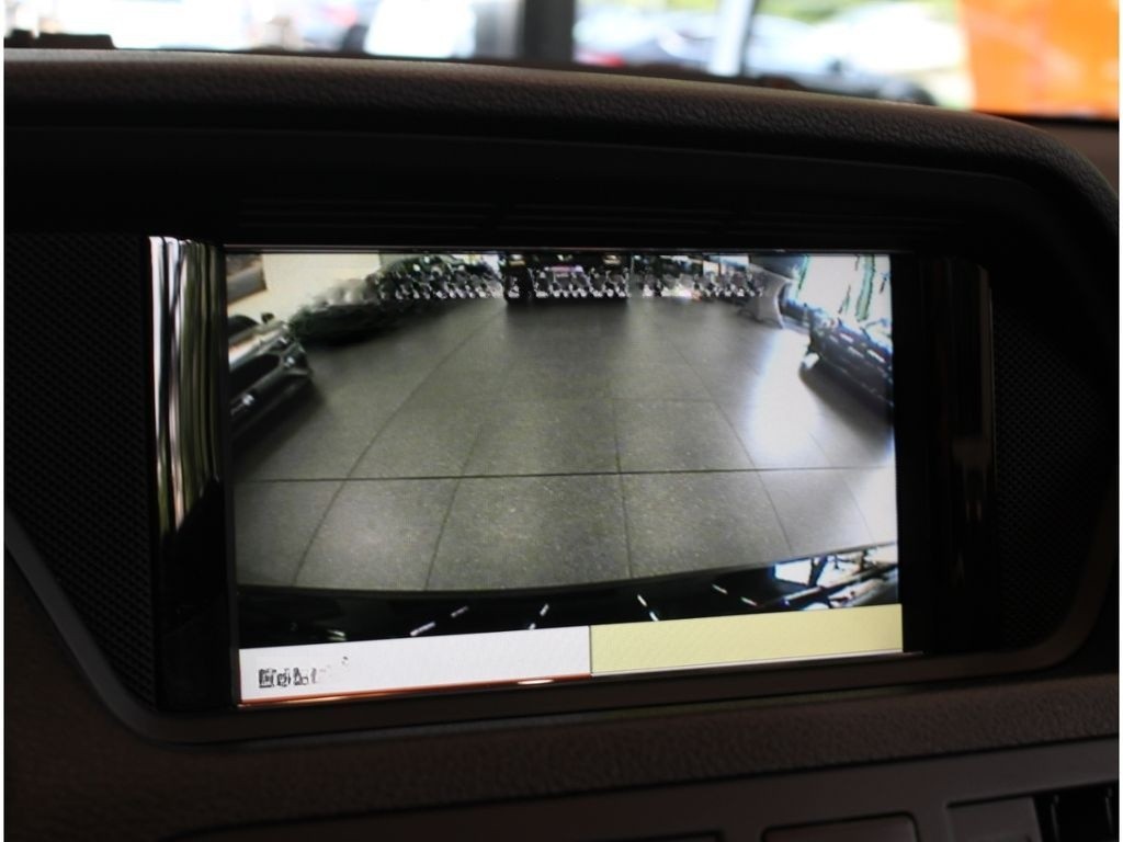 Mercedes-Benz E 350 CGI AMG Line BlueEff. Designo*H&K*TOP foto 25