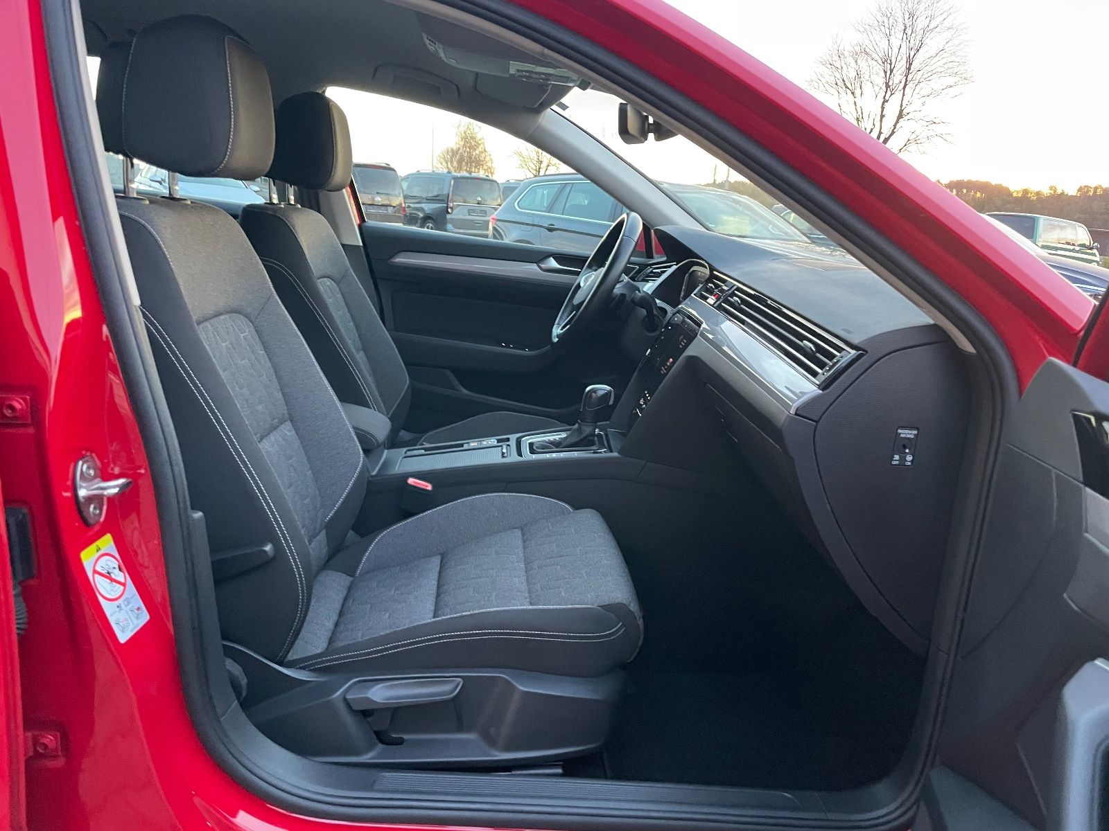 Volkswagen Passat Variant 2.0 TDI DSG Massage Kamera VZE foto 14