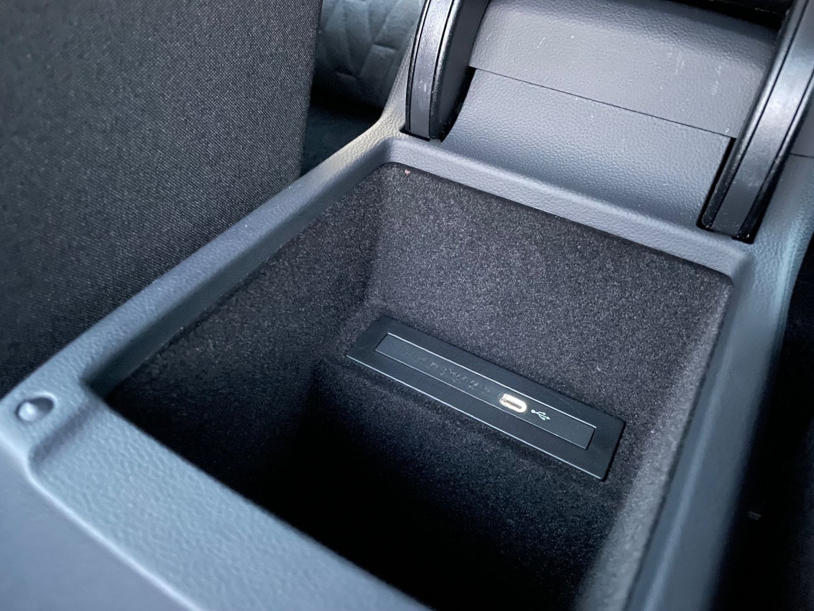 Volkswagen Passat Variant 2.0 TDI DSG Massage Kamera VZE foto 25