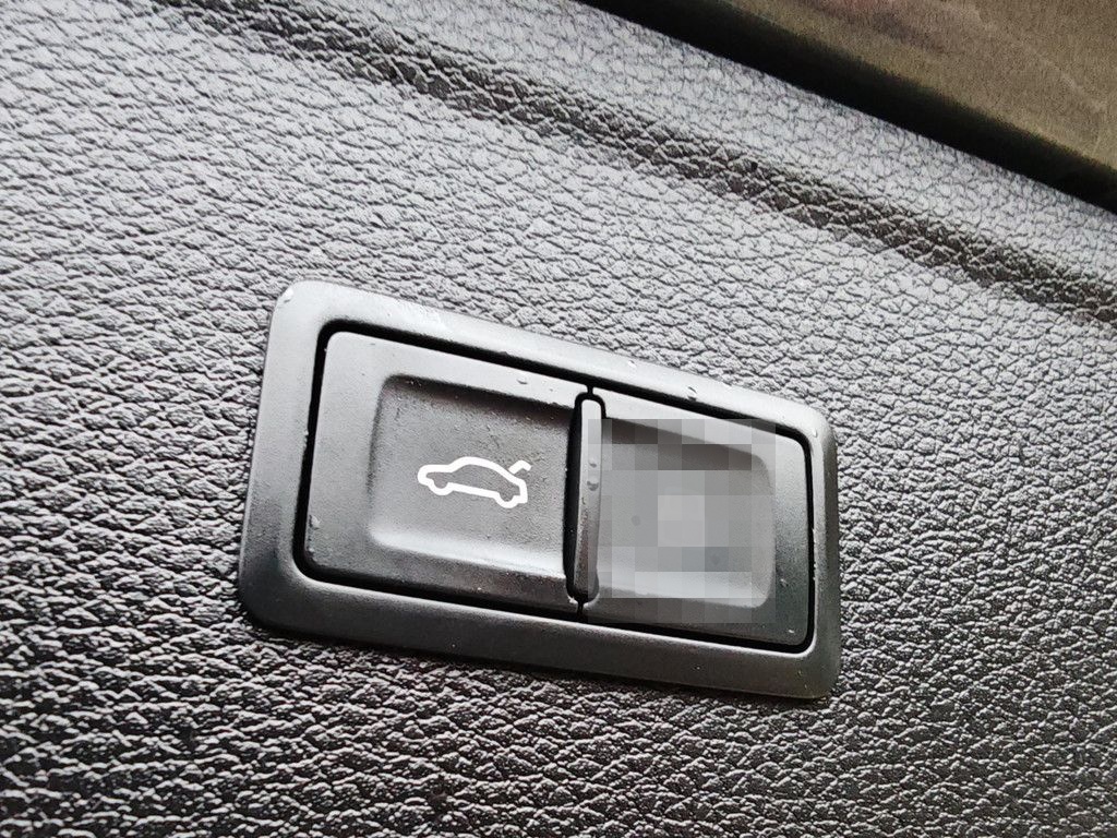 Audi SQ5 3.0 TDI quattro foto 21