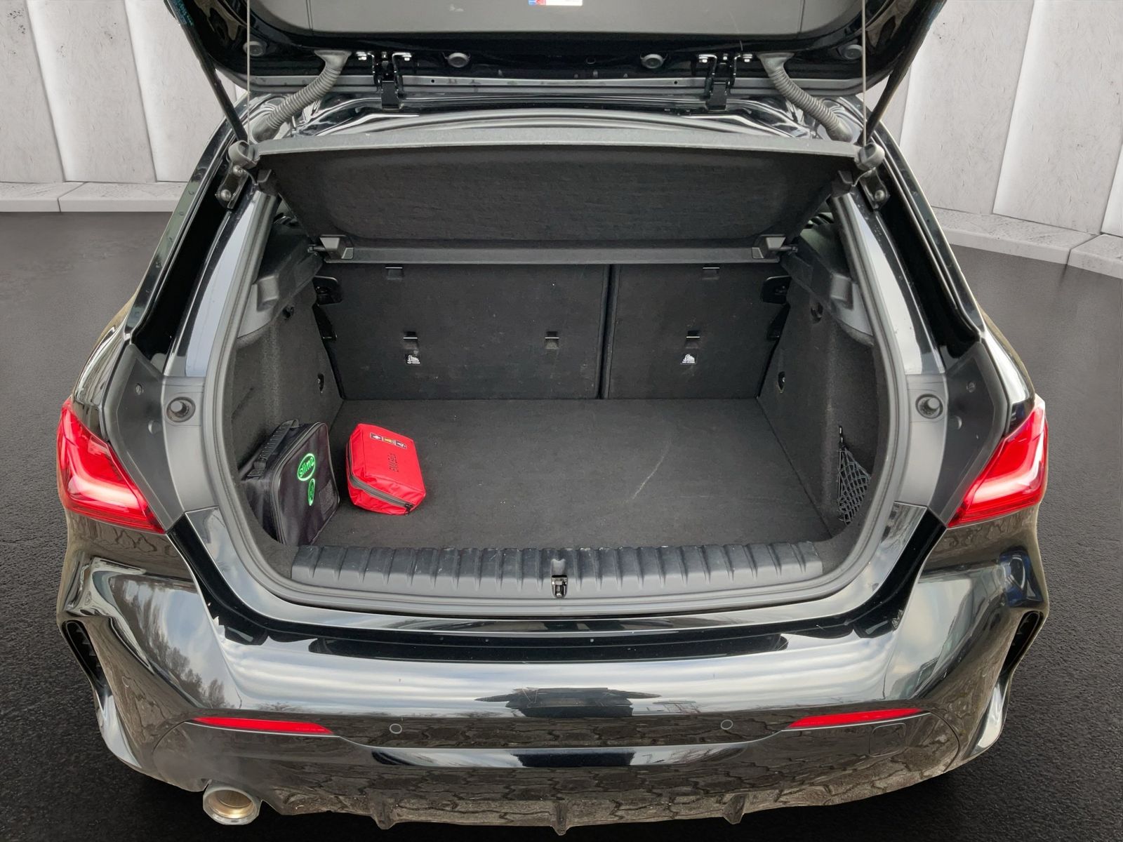 BMW 116 i M Sport AUT*NAVI*GRA*PDC foto 18