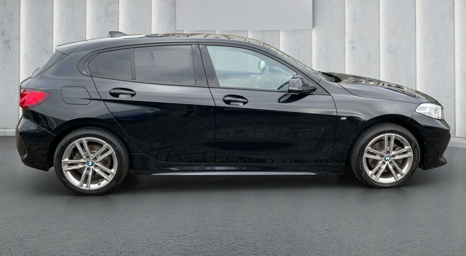 BMW 116 i M Sport AUT*NAVI*GRA*PDC foto 6