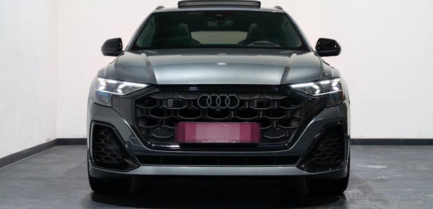 Audi SQ8 EXCLUSIVE BLACK PANO AHK MATRIX HUD 3D B&O 2 foto 2
