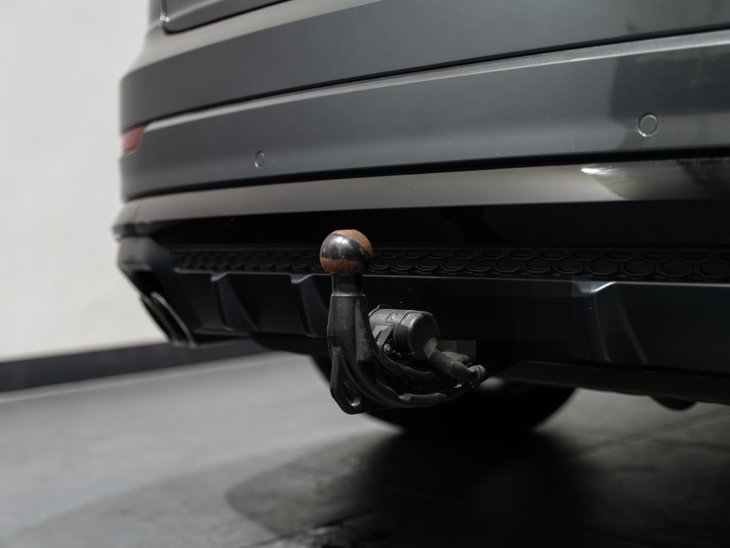 Audi SQ8 EXCLUSIVE BLACK PANO AHK MATRIX HUD 3D B&O 2 foto 13