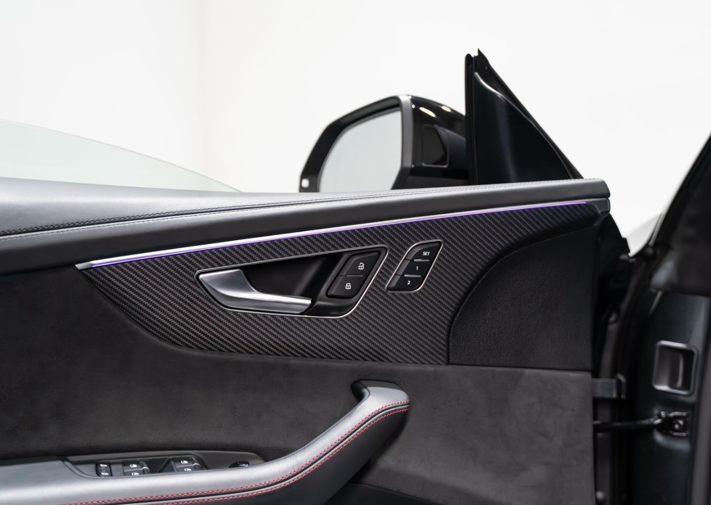 Audi SQ8 EXCLUSIVE BLACK PANO AHK MATRIX HUD 3D B&O 2 foto 21