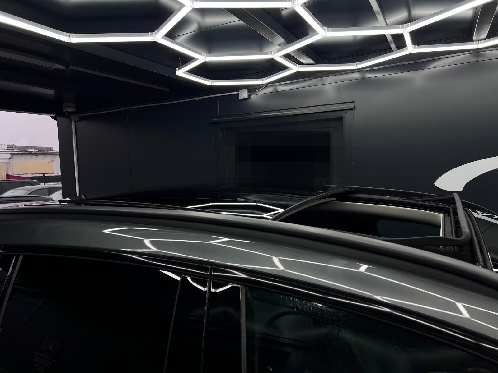 Mercedes-Benz GLC 300e 4M AMG NIGHT WIDE AUGR+360°AMB KEY PANO foto 6
