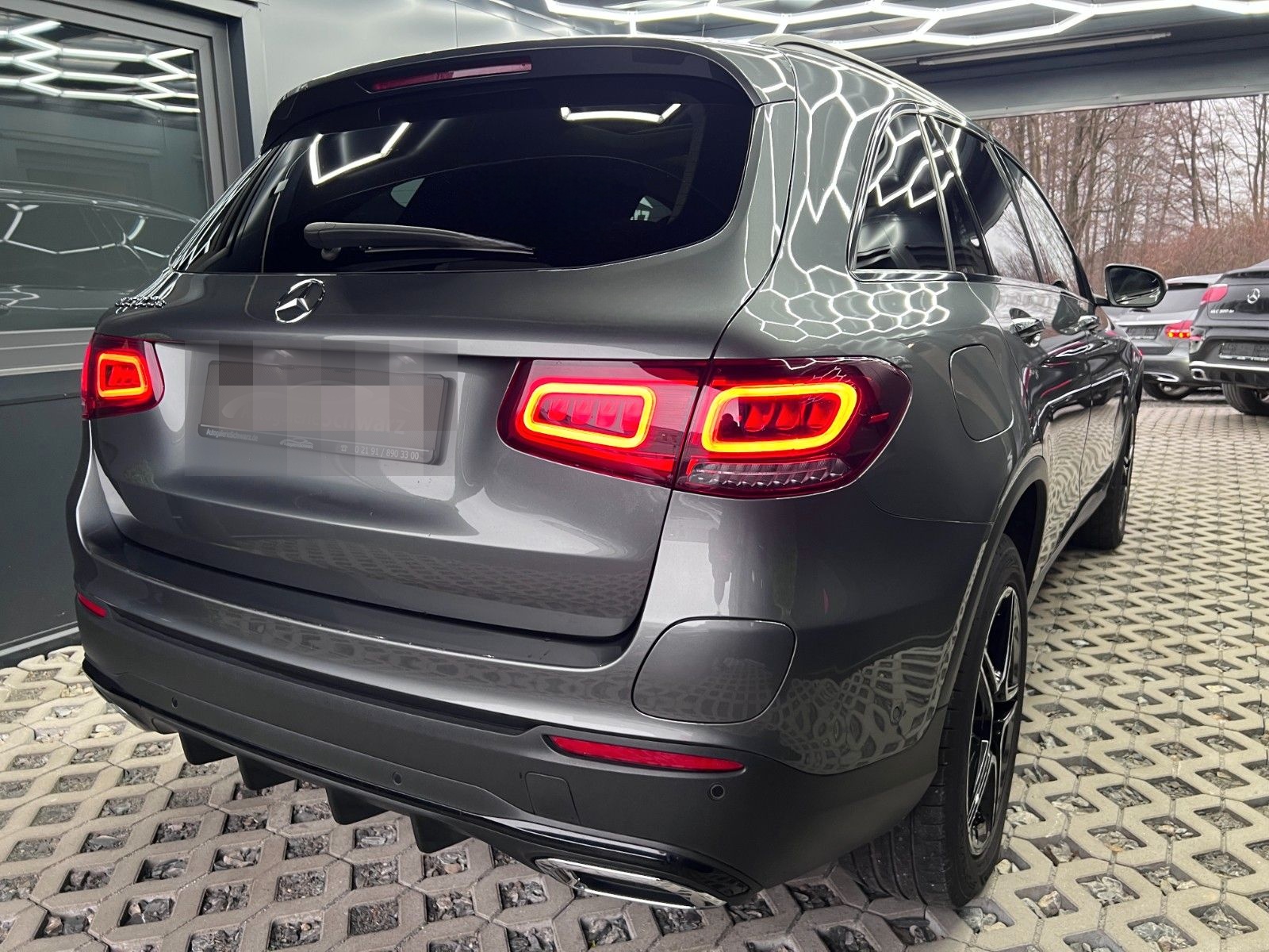 Mercedes-Benz GLC 300e 4M AMG NIGHT WIDE AUGR+360°AMB KEY PANO foto 9