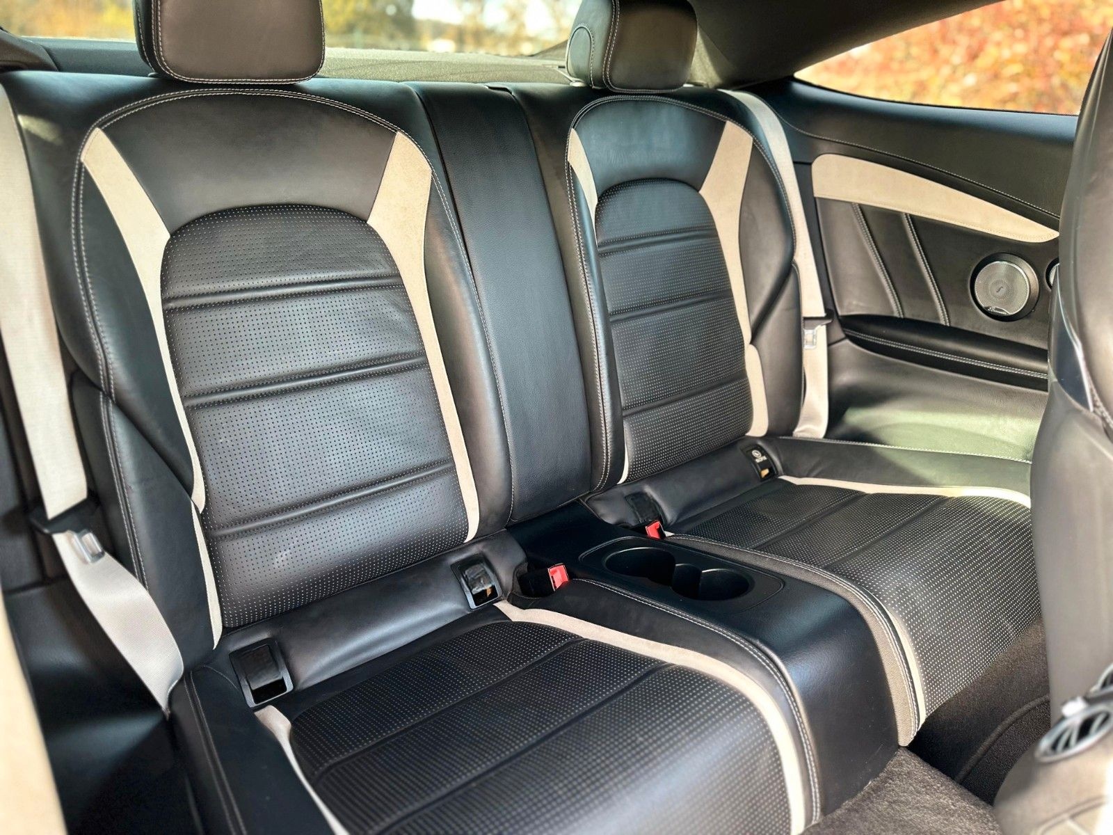 Mercedes-Benz C 63 S AMG Coupe*Perf.AGA*Carbon*Pano*360°Kam* foto 15