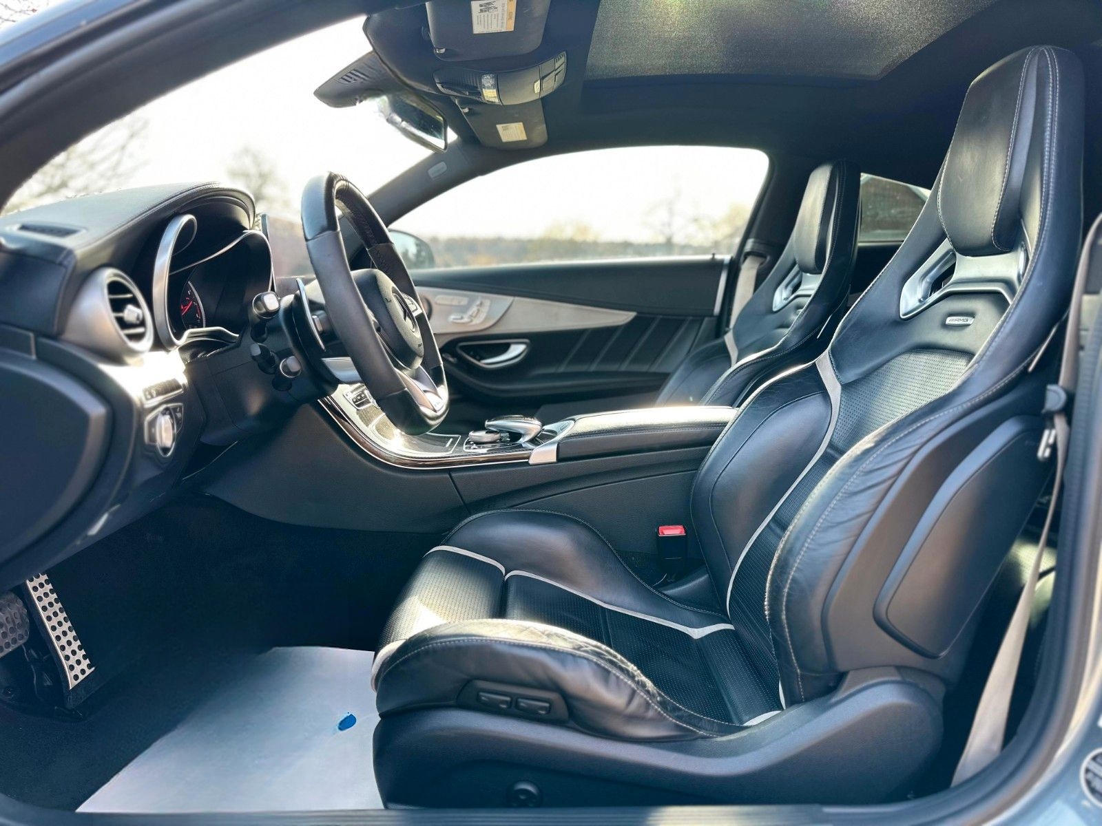 Mercedes-Benz C 63 S AMG Coupe*Perf.AGA*Carbon*Pano*360°Kam* foto 9