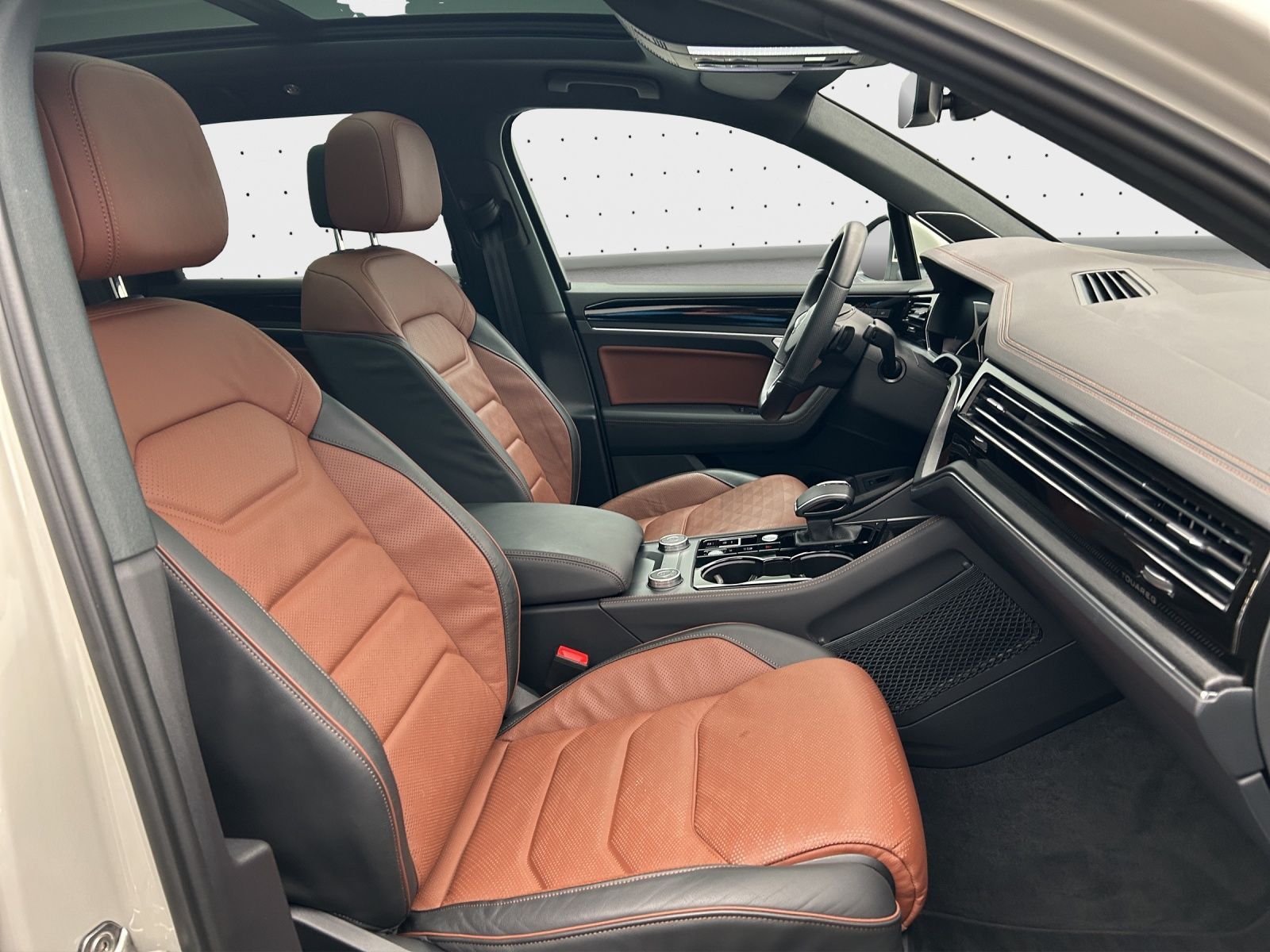 Volkswagen Touareg R-Line 4M*AHK*PANO*360*HUD*STDHZG*DYN*LU foto 6