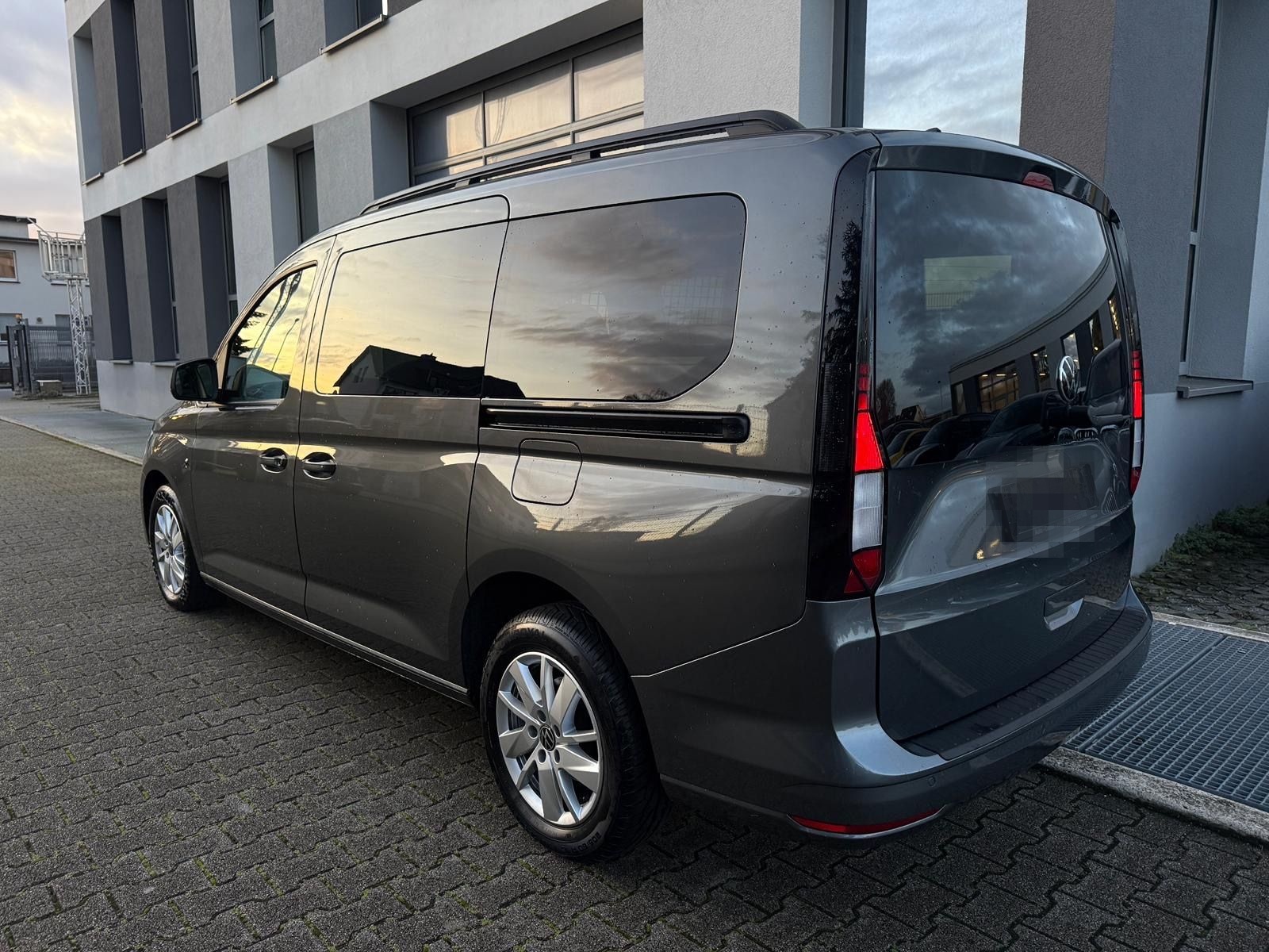 Volkswagen Caddy Maxi Life foto 2