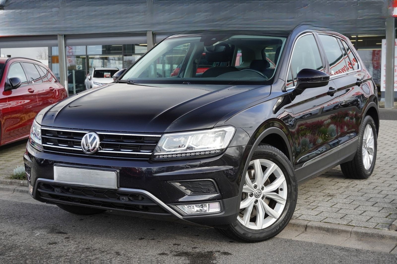 Volkswagen Tiguan 2.0 TSI Highline 4M DSG LED Navi ACC PDC foto 2