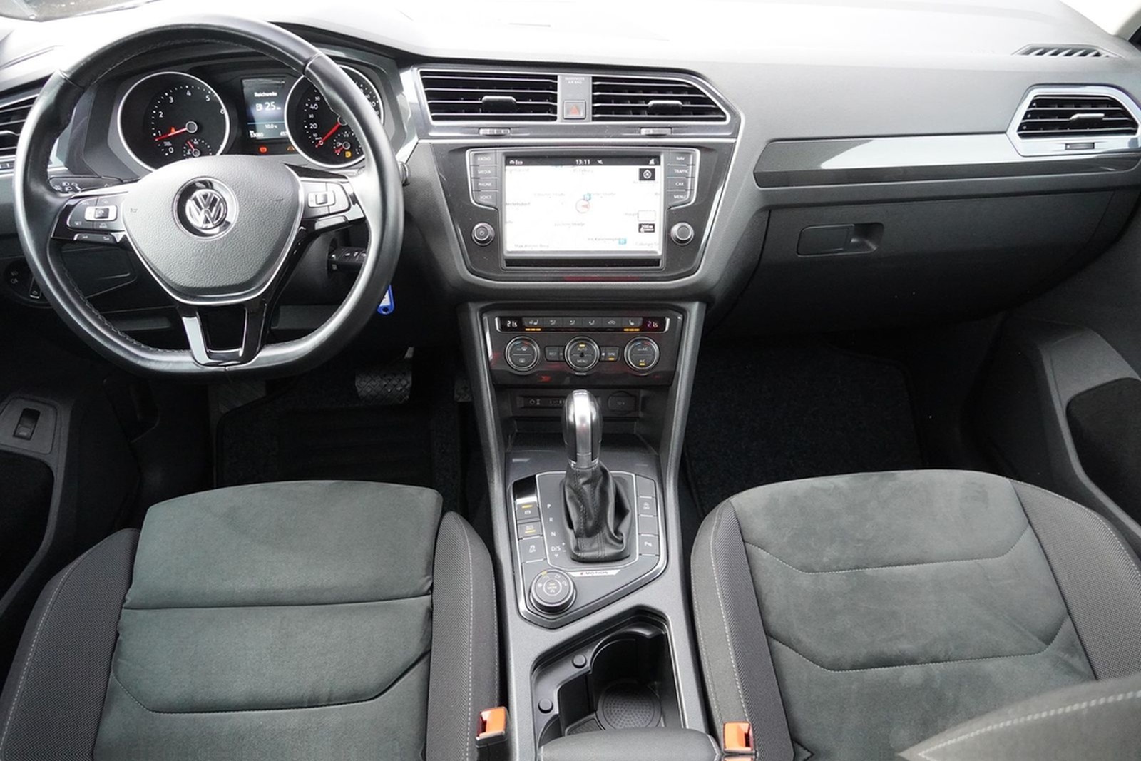 Volkswagen Tiguan 2.0 TSI Highline 4M DSG LED Navi ACC PDC foto 11
