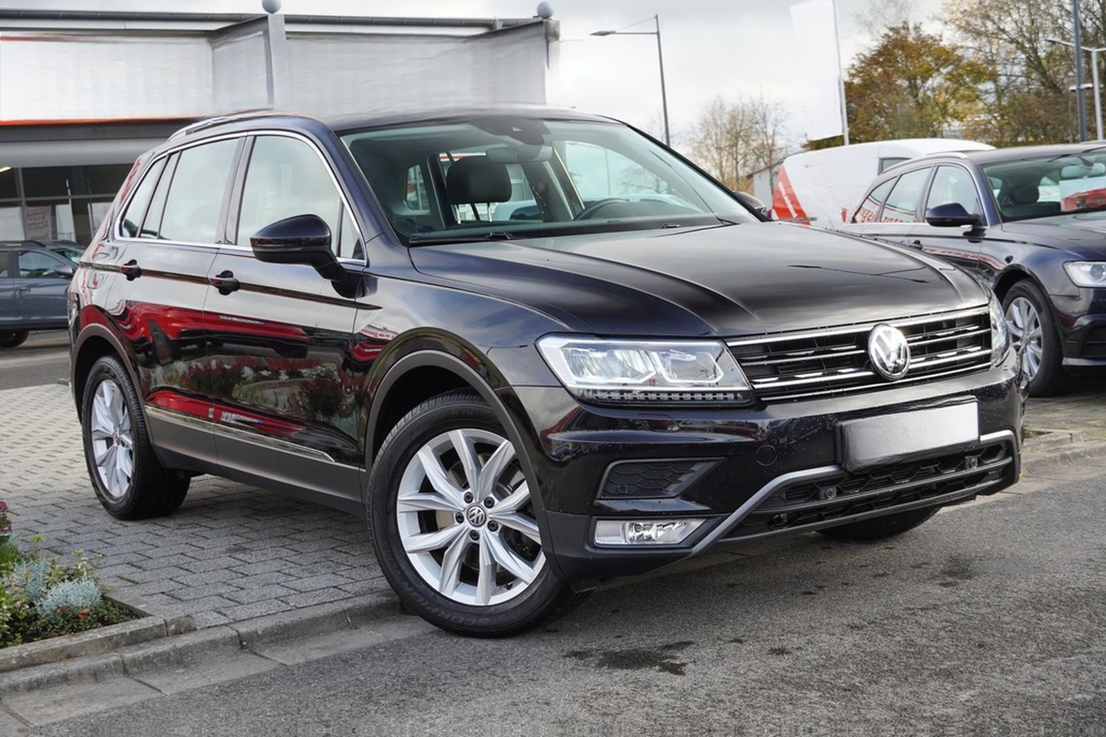 Volkswagen Tiguan 2.0 TSI Highline 4M DSG LED Navi ACC PDC foto 4