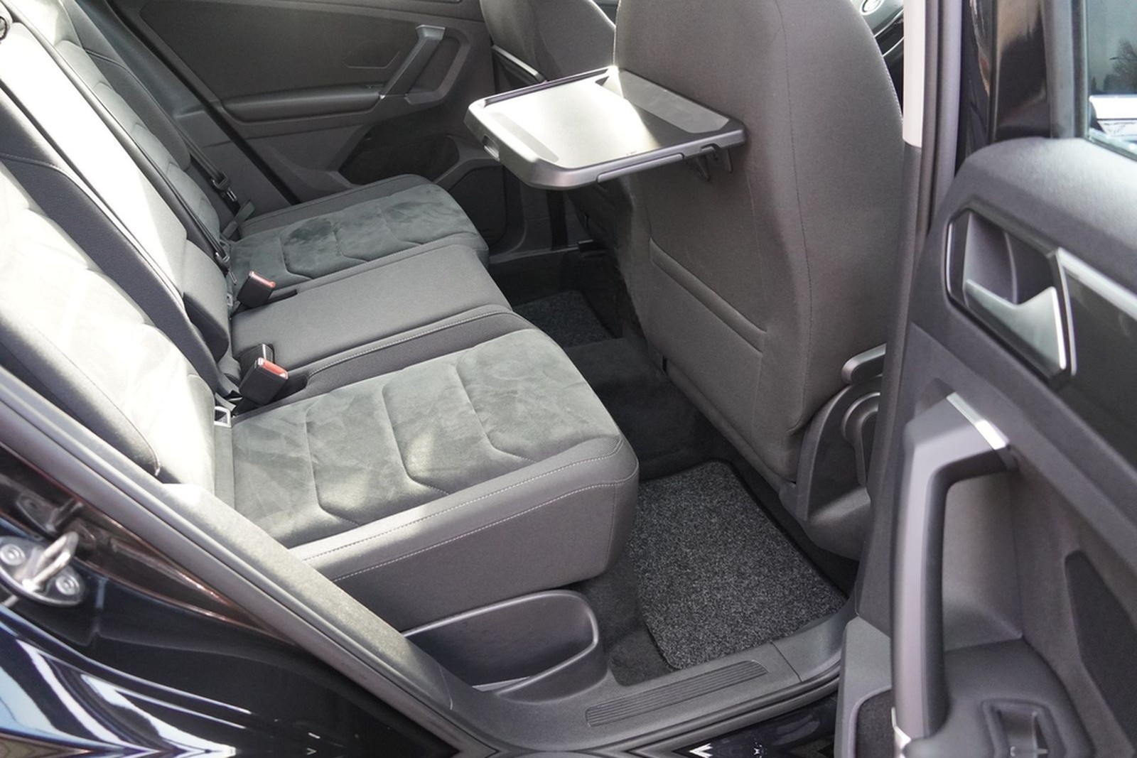 Volkswagen Tiguan 2.0 TSI Highline 4M DSG LED Navi ACC PDC foto 40
