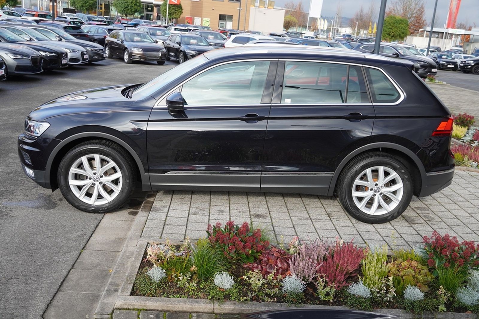 Volkswagen Tiguan 2.0 TSI Highline 4M DSG LED Navi ACC PDC foto 5
