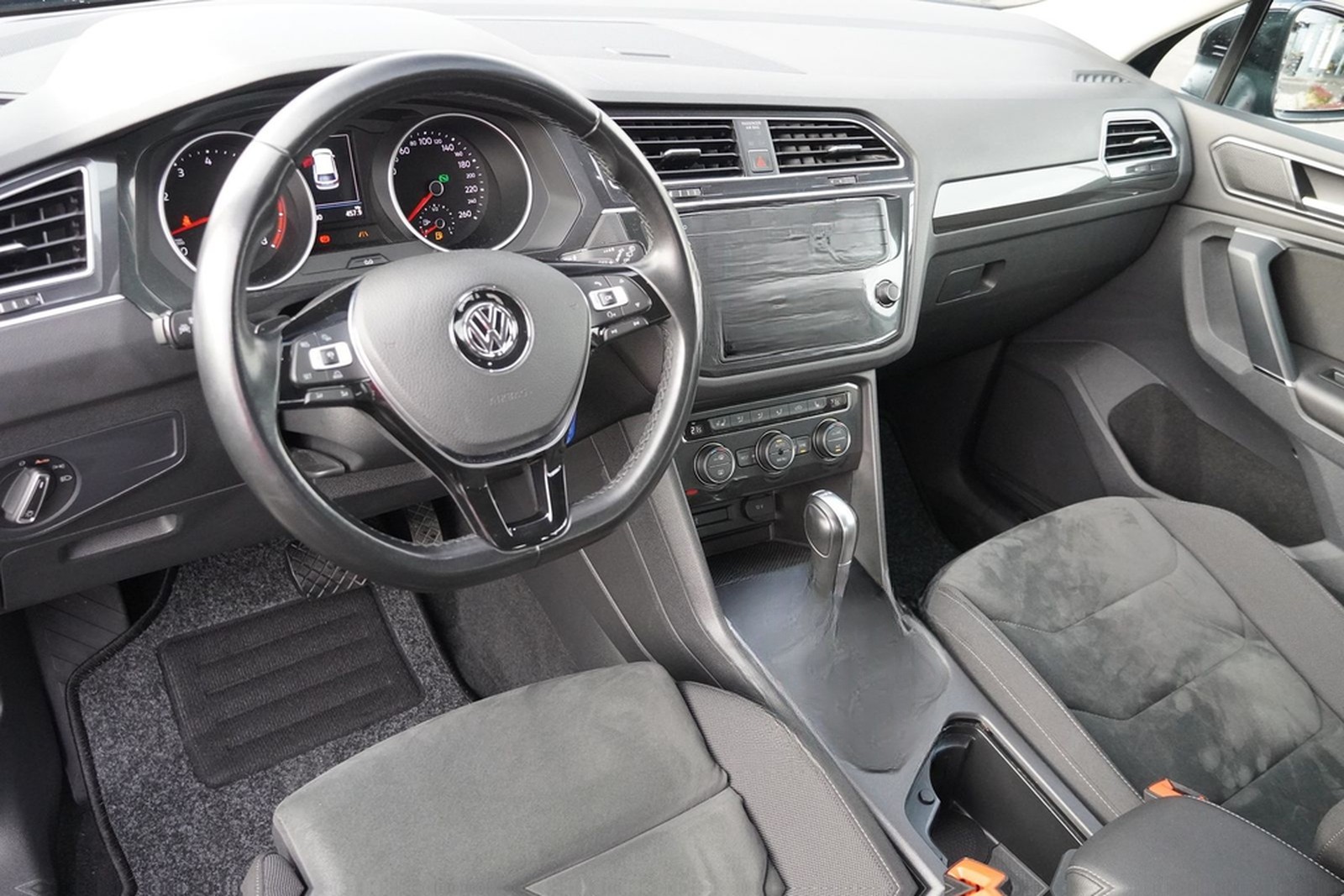 Volkswagen Tiguan 2.0 TSI Highline 4M DSG LED Navi ACC PDC foto 10