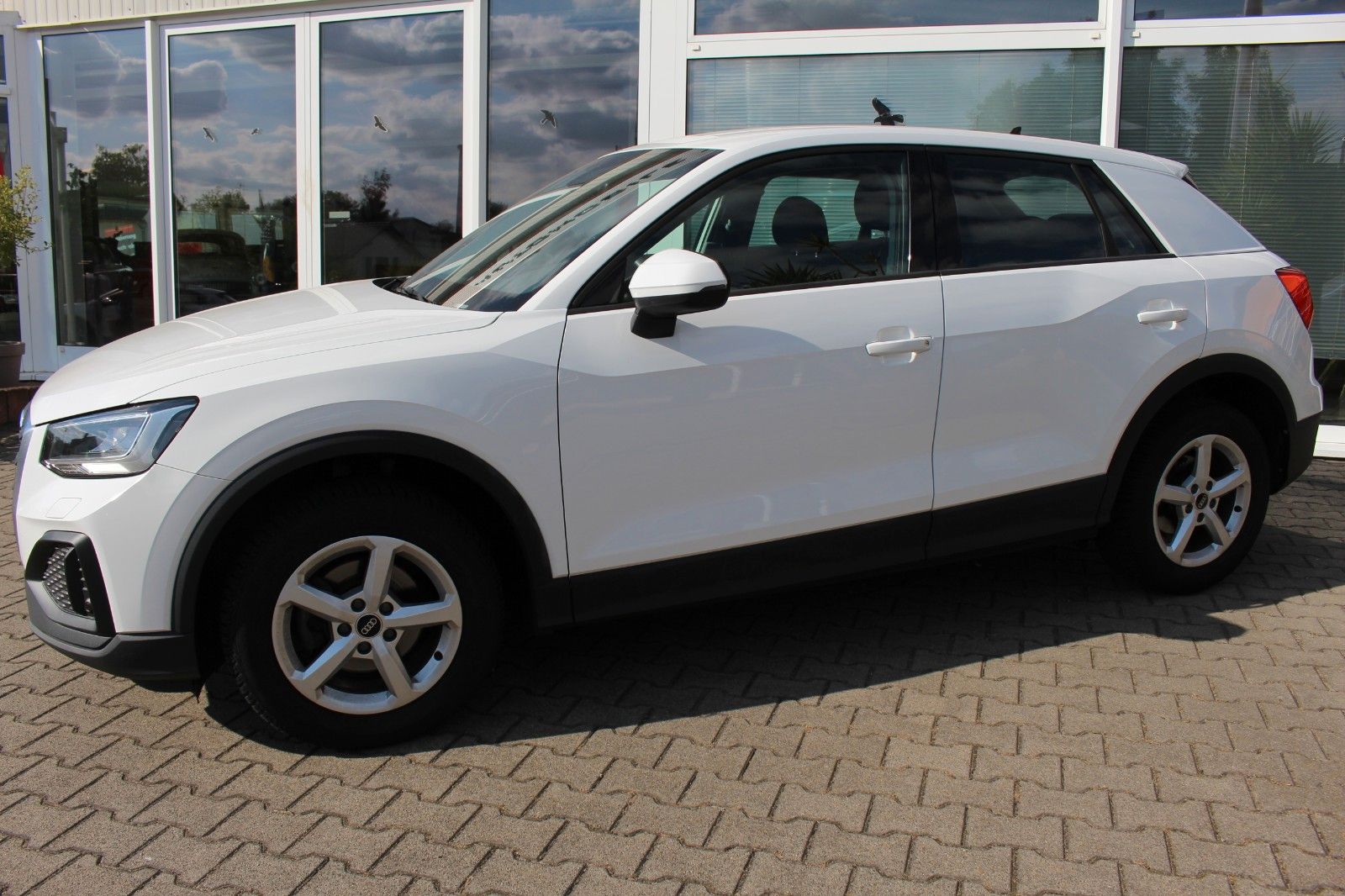 Audi Q2 35 TFSI NAVI 2x PDC AUTOMATIK DAB foto 2