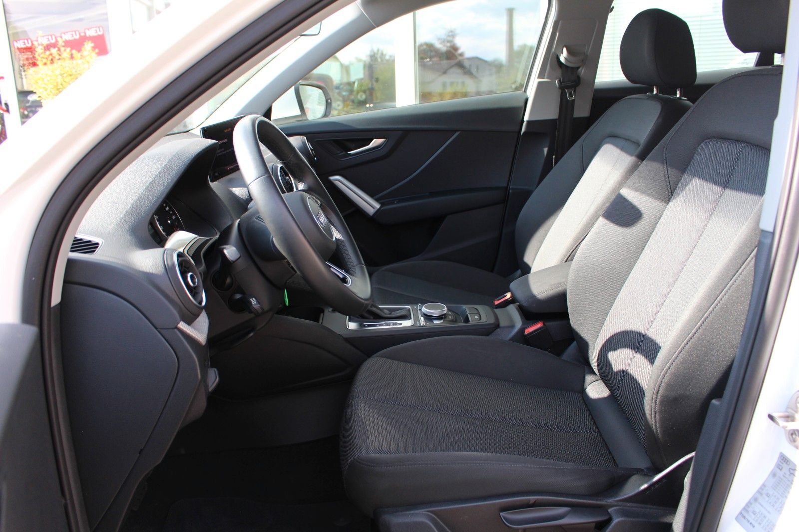 Audi Q2 35 TFSI NAVI 2x PDC AUTOMATIK DAB foto 6