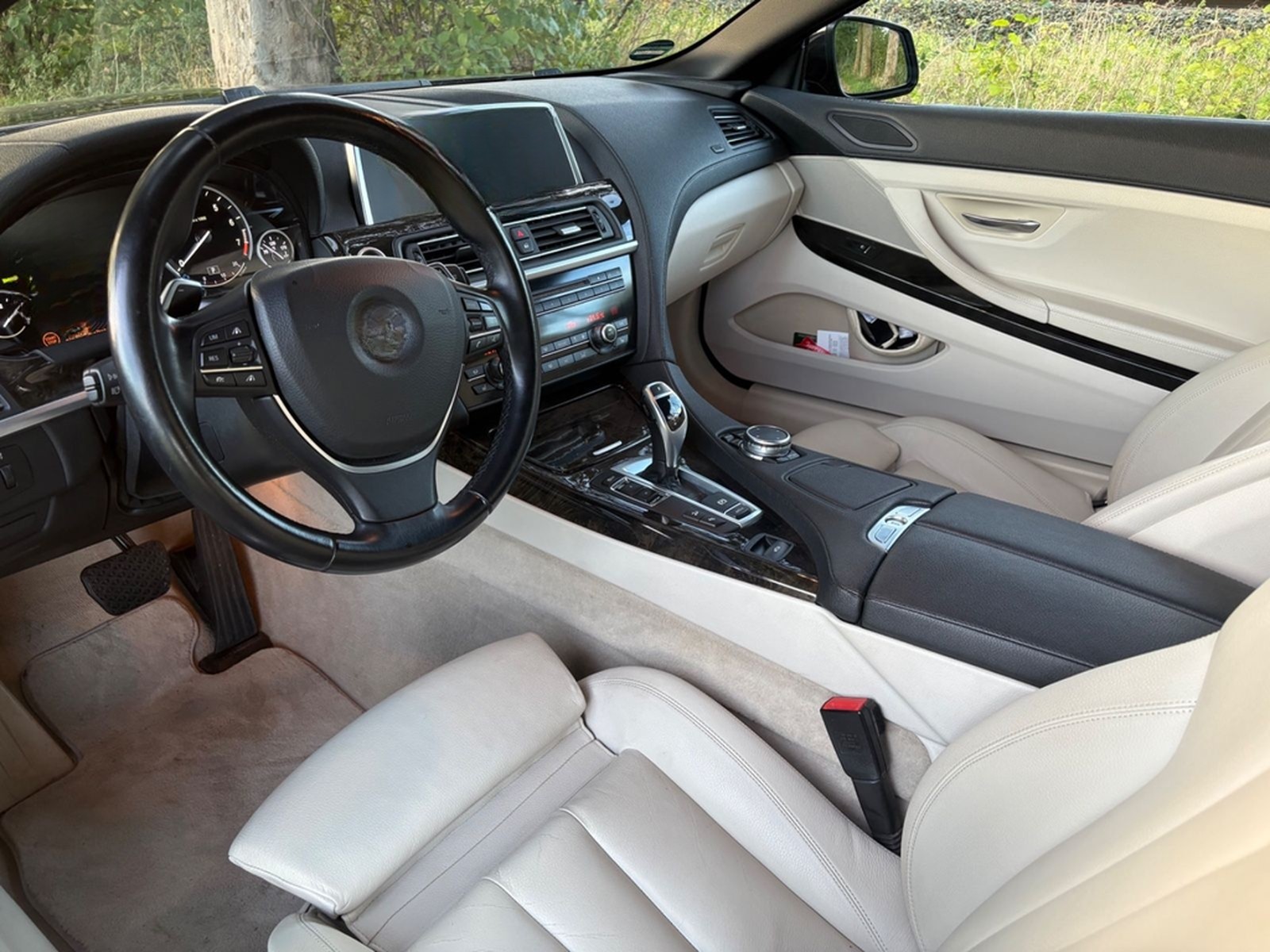 BMW 650i xDrive Cabrio - foto 2