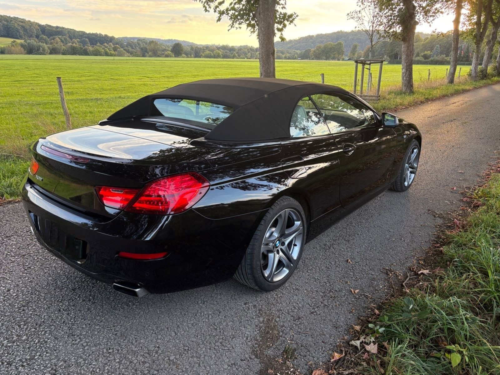 BMW 650i xDrive Cabrio - foto 3