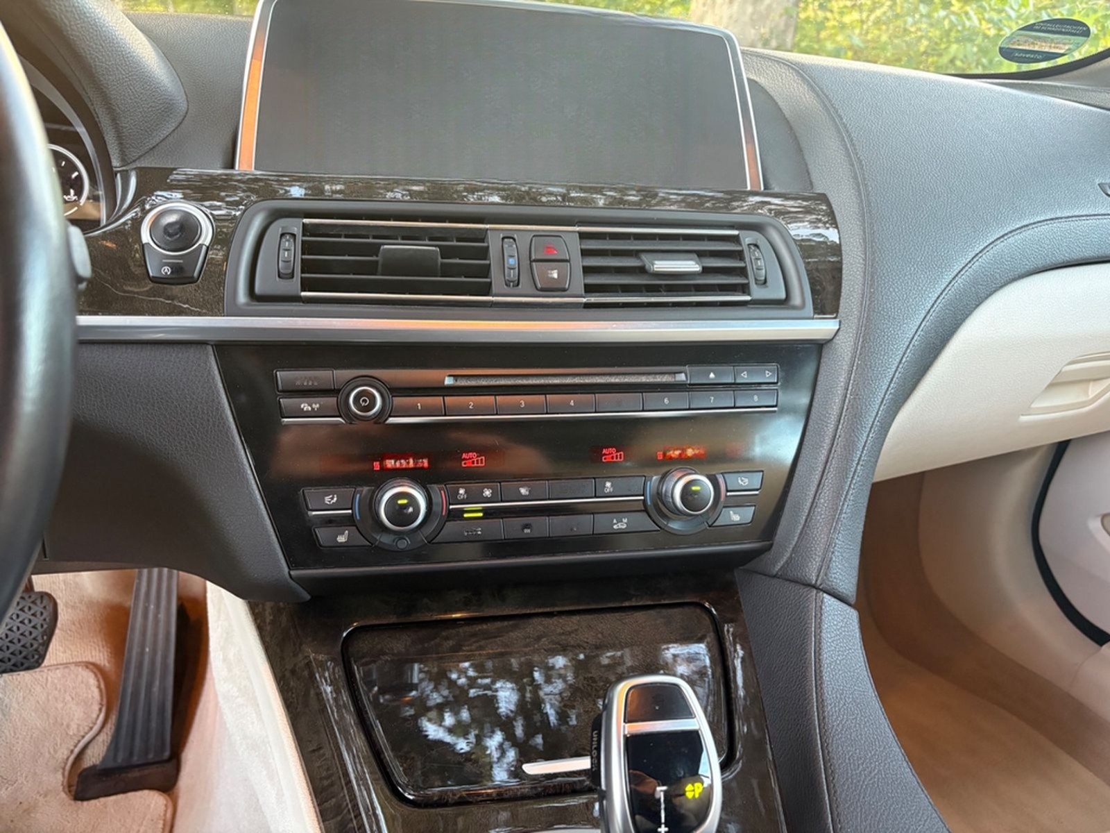 BMW 650i xDrive Cabrio - foto 7