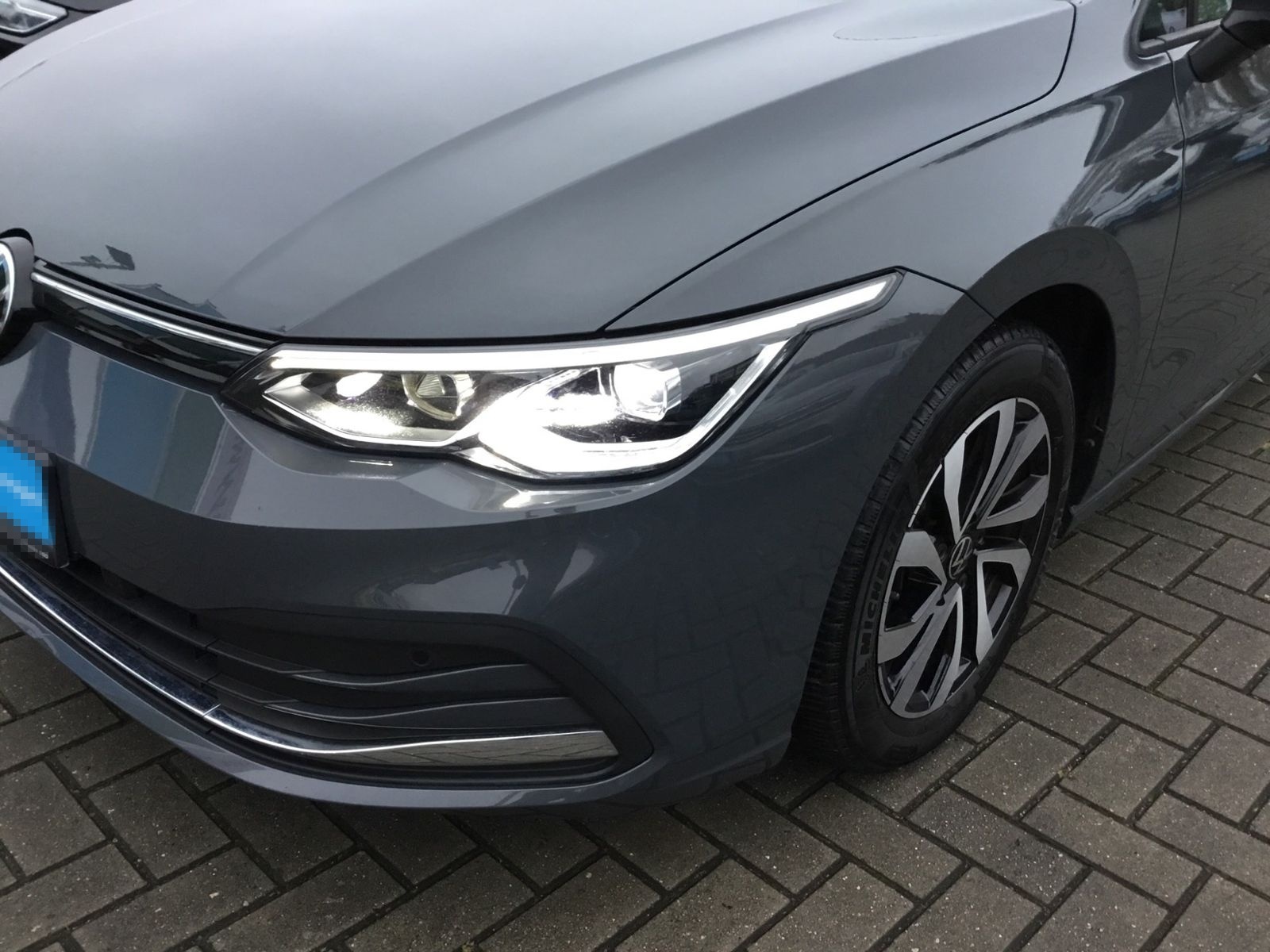 Volkswagen Golf VIII 1.5 TSI ACTIVE +LED +ACC +RKAM +VIRTUA foto 6