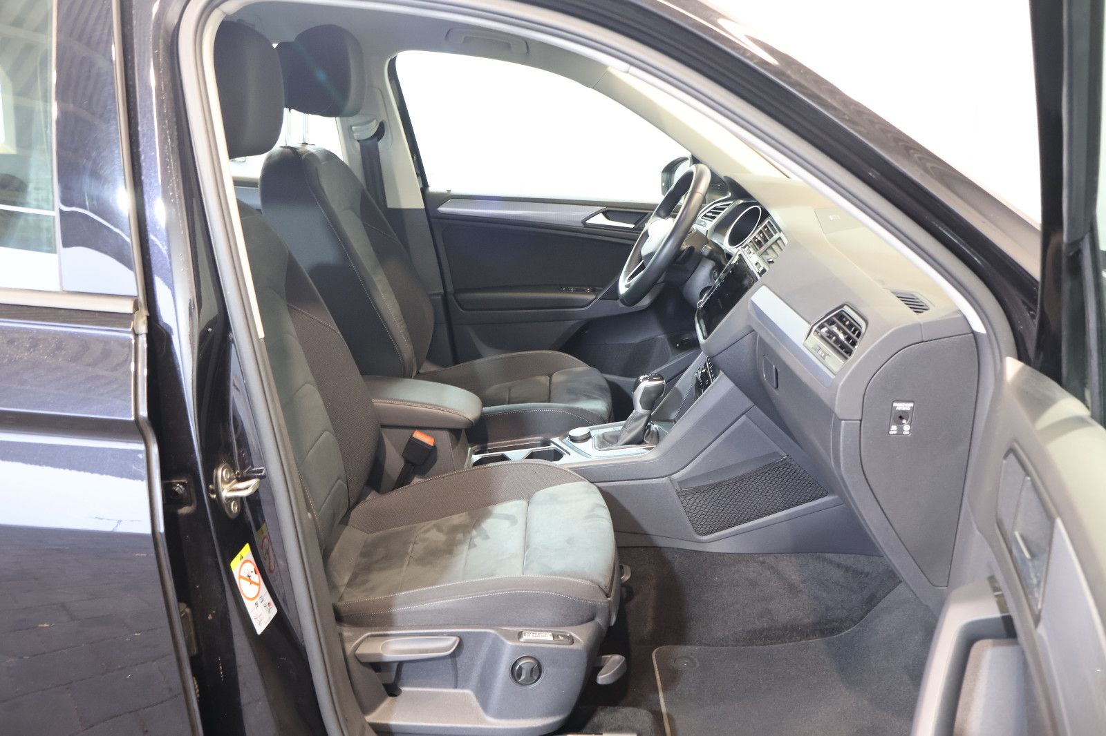 Volkswagen Tiguan 2.0 TDI Life 4M ACC+LED+CARPLAY+AHK foto 12