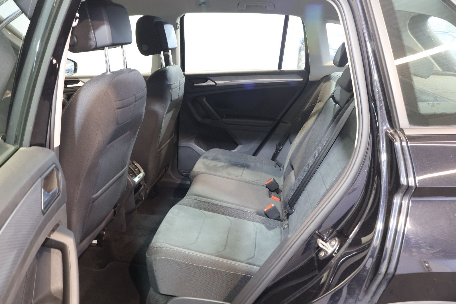 Volkswagen Tiguan 2.0 TDI Life 4M ACC+LED+CARPLAY+AHK foto 13