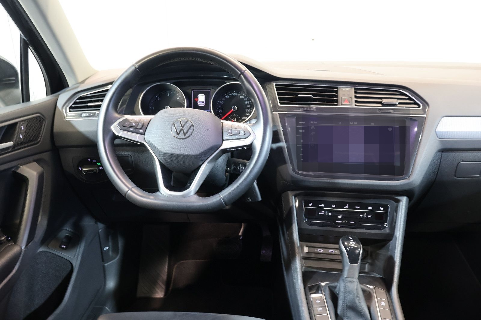 Volkswagen Tiguan 2.0 TDI Life 4M ACC+LED+CARPLAY+AHK foto 8