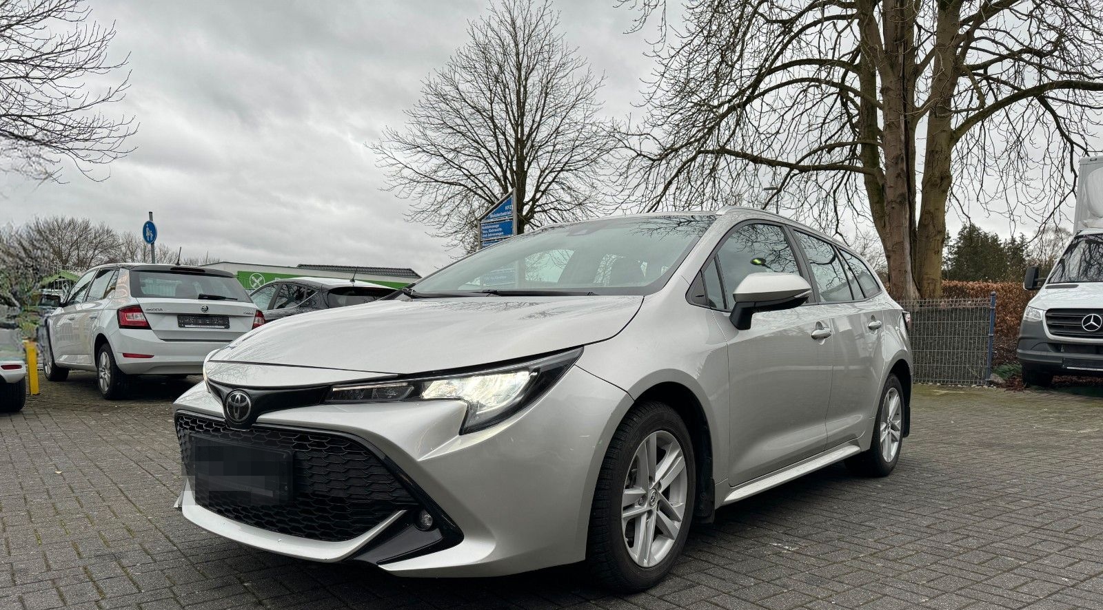 Toyota Corolla Touring Sports Team D foto 2