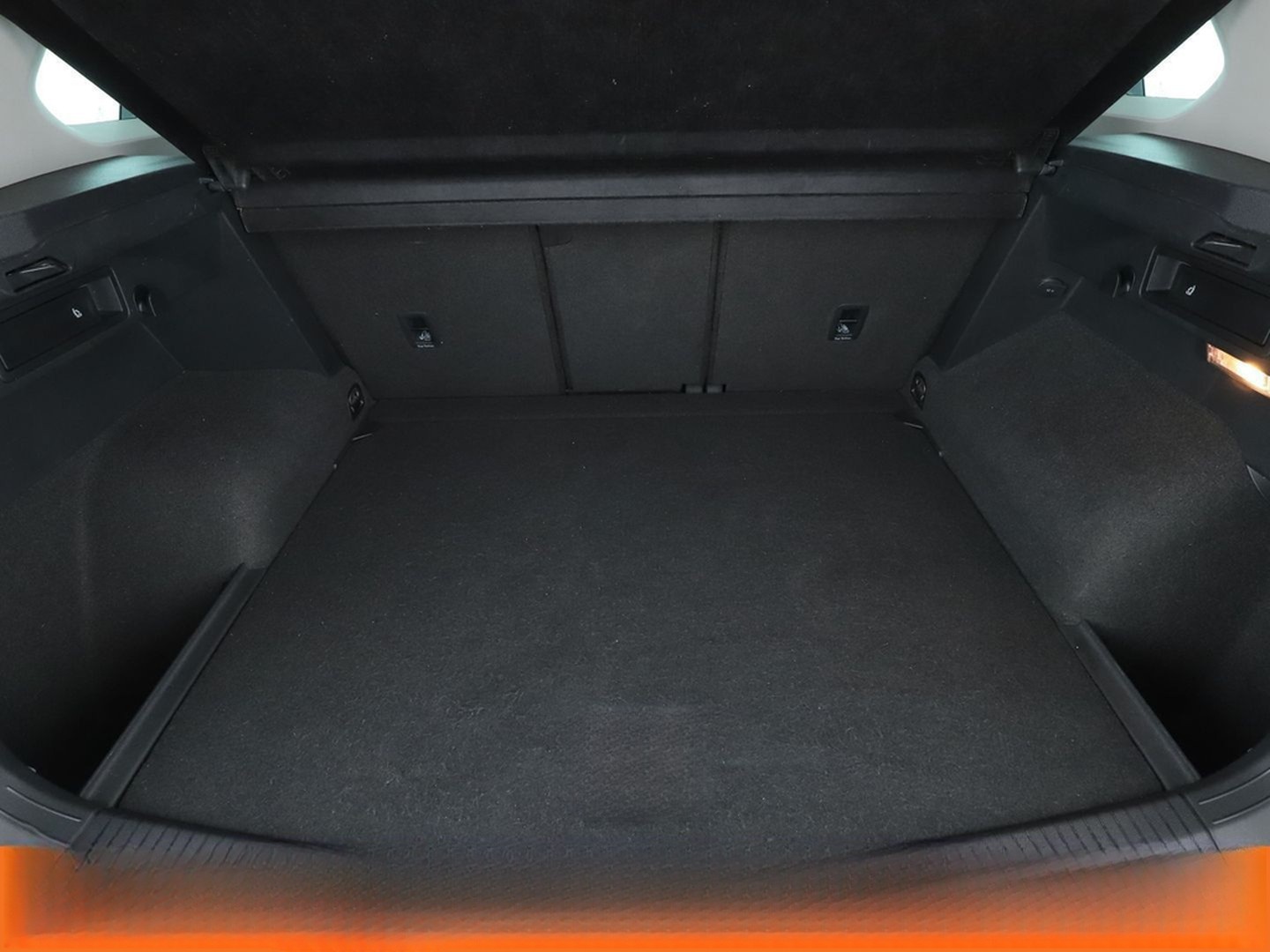 Volkswagen Tiguan 2.0 TDI Highline 4Motion BlueMotion foto 18