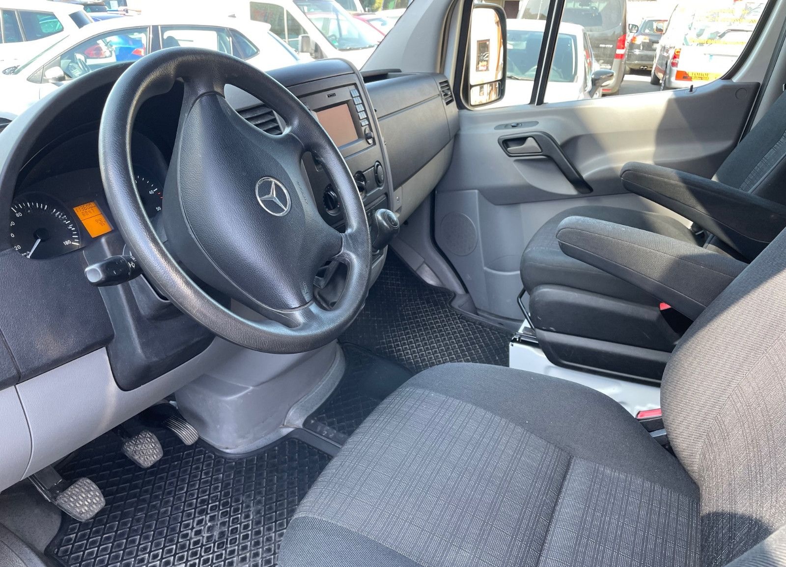 Mercedes-Benz Sprinter II Kasten 310/311/313/314/316 CDI foto 5