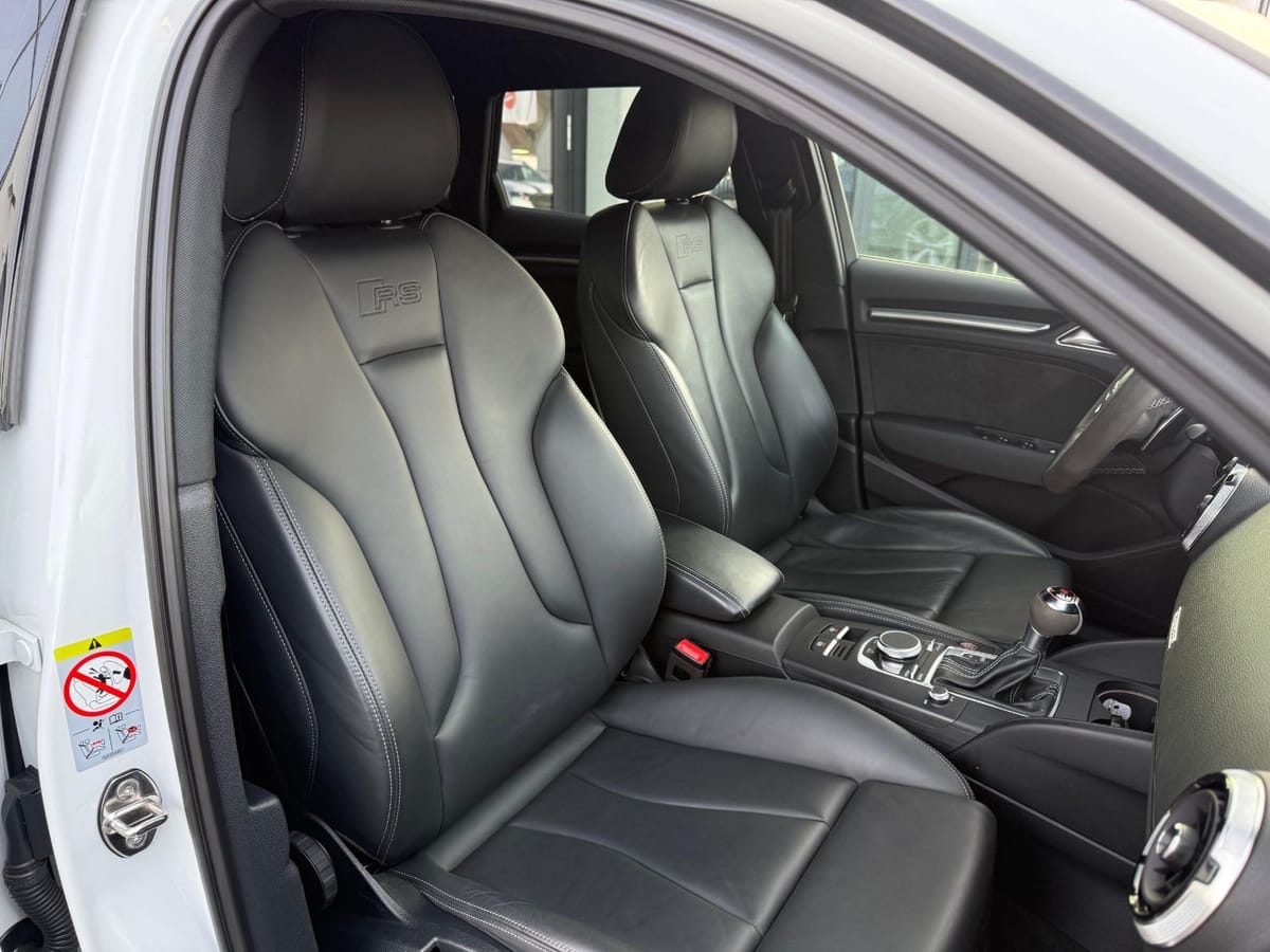 Audi RS3 Sportback 2.5 TFSI quattro Optik schwarz foto 13