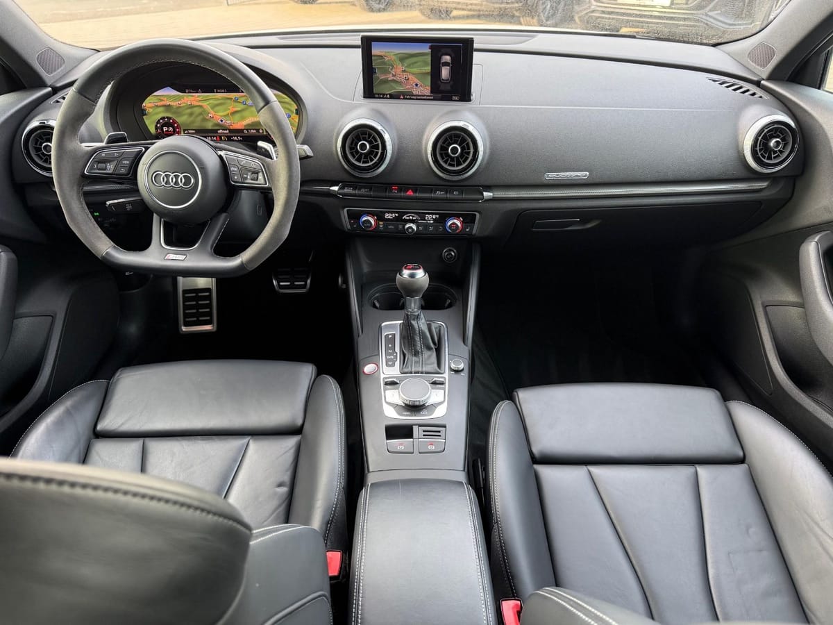 Audi RS3 Sportback 2.5 TFSI quattro Optik schwarz foto 14