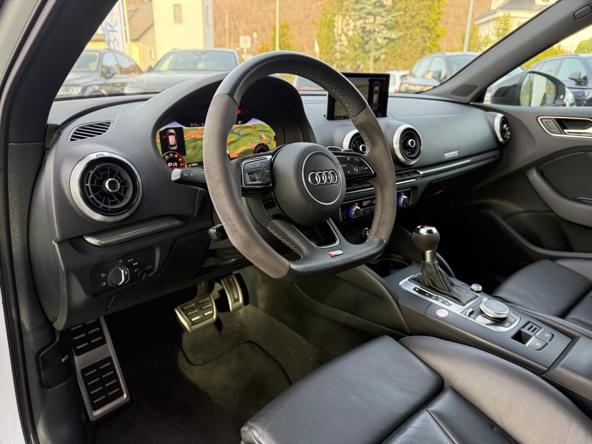 Audi RS3 Sportback 2.5 TFSI quattro Optik schwarz foto 22