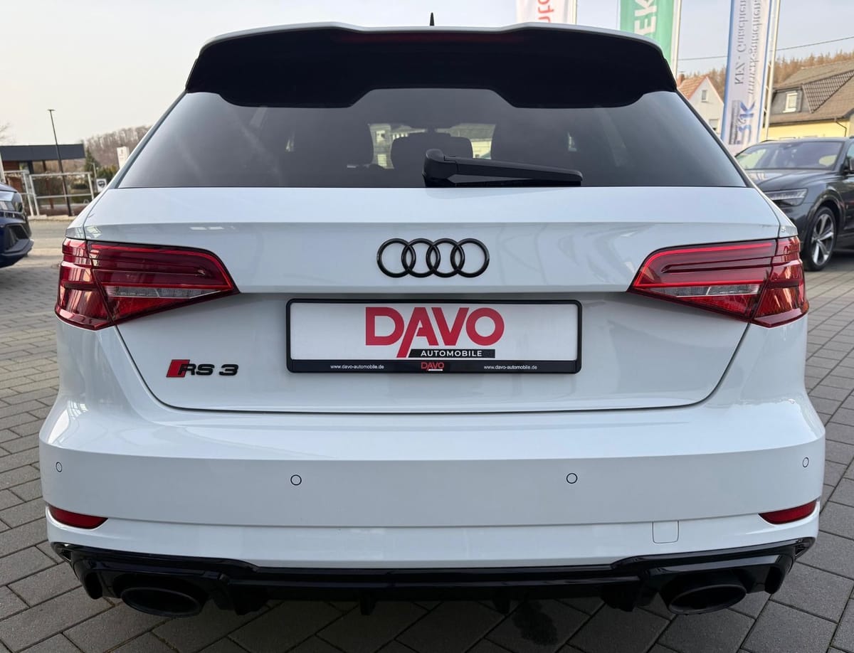 Audi RS3 Sportback 2.5 TFSI quattro Optik schwarz foto 10