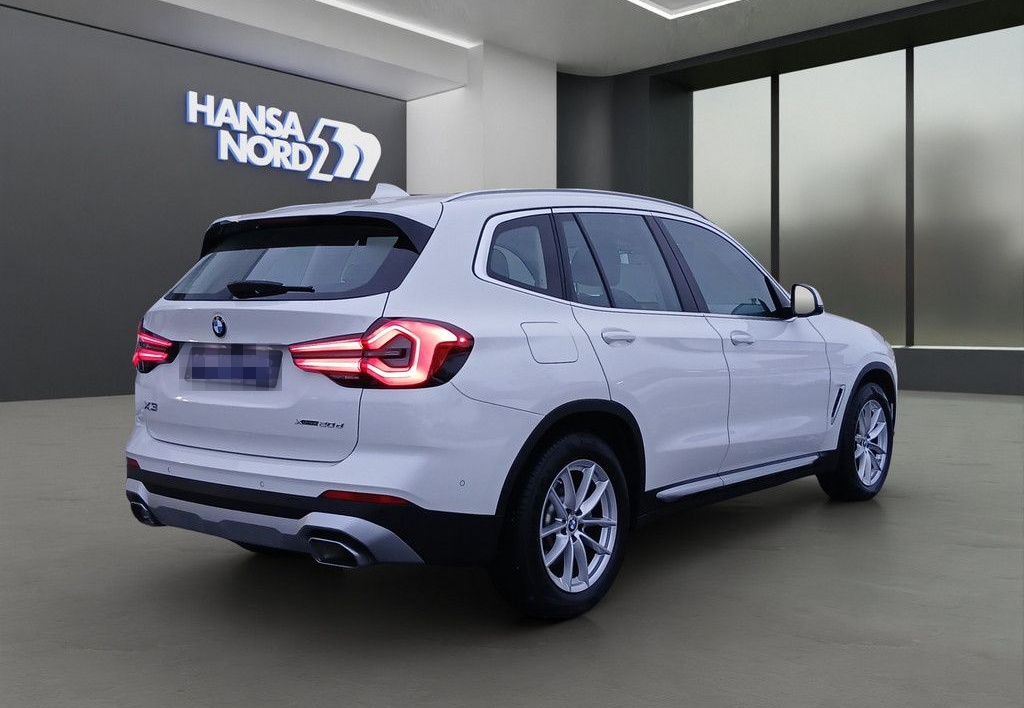 BMW X3 xDrive20d LED NAVI PANO LEDER KEYLESS 18" foto 2