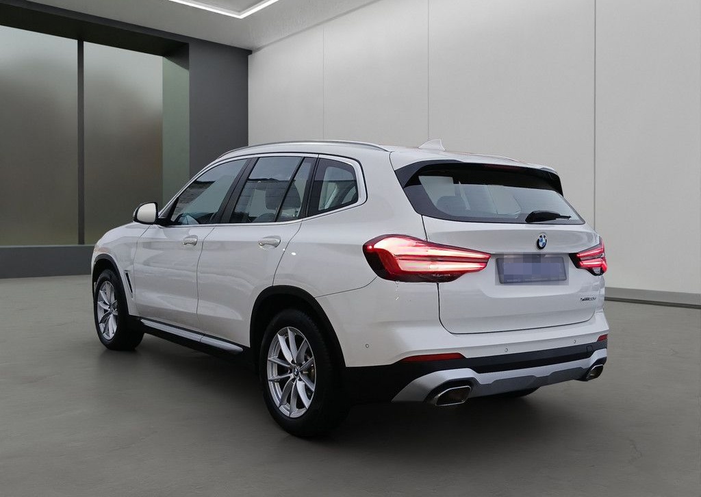 BMW X3 xDrive20d LED NAVI PANO LEDER KEYLESS 18" foto 14