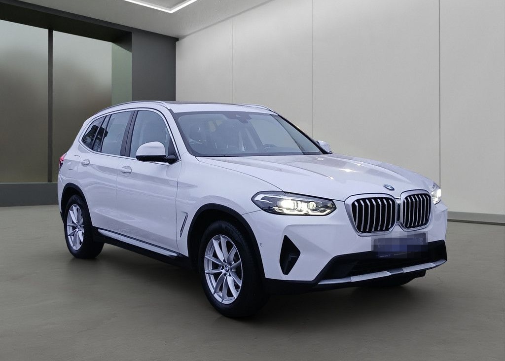 BMW X3 xDrive20d LED NAVI PANO LEDER KEYLESS 18" foto 16