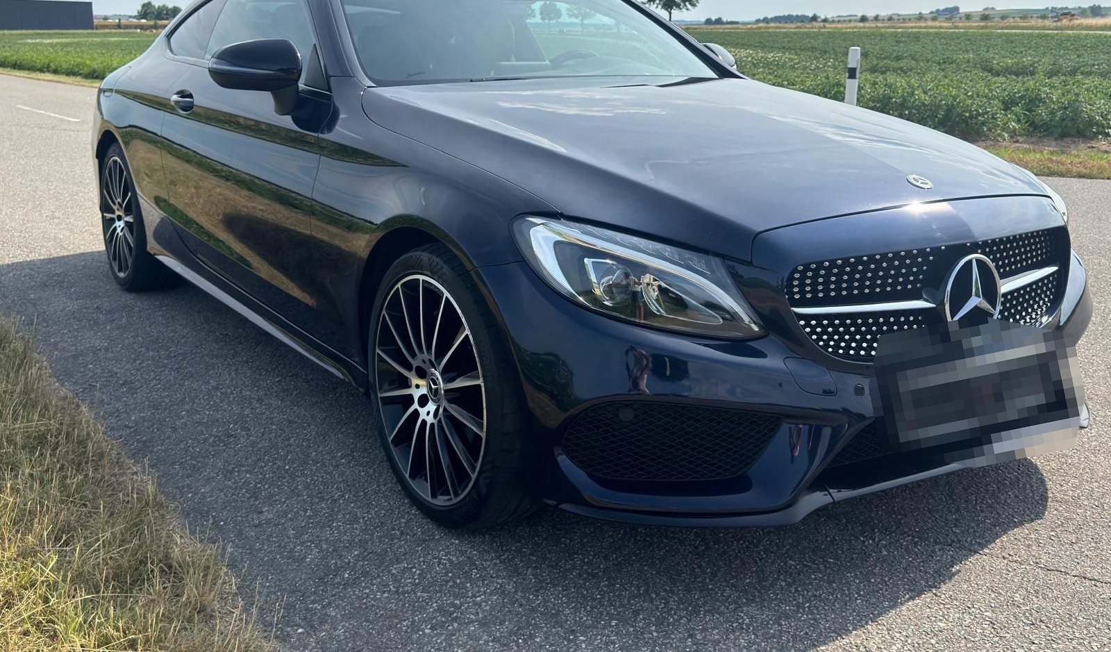 Mercedes-Benz C 220 d AMG Autom. LED. SPURHALTE. PANO. KAMERA foto 2