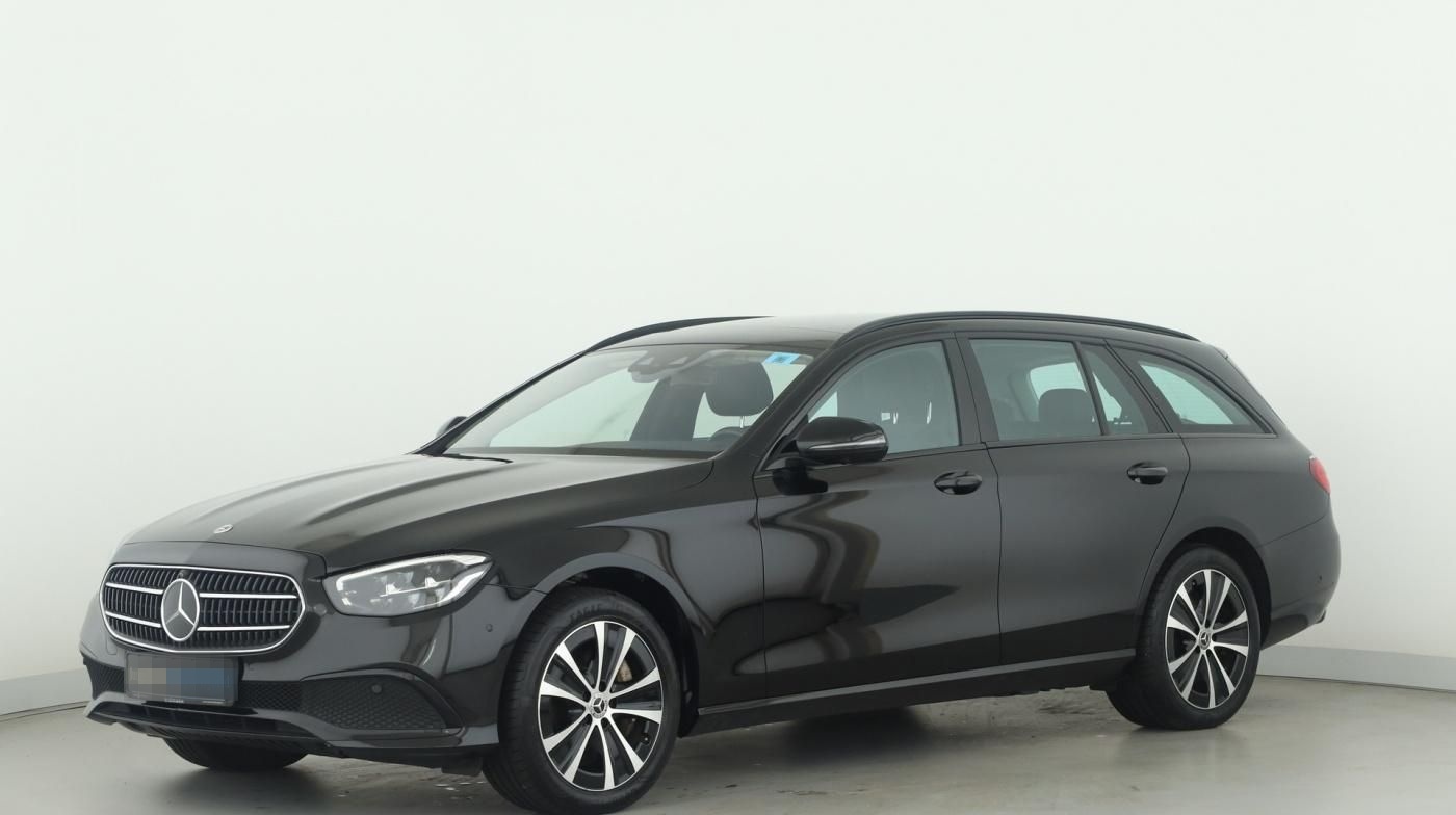 Mercedes-Benz E 300 de 4M T Avantgarde*Panorama*Memory*Distr.* foto 5