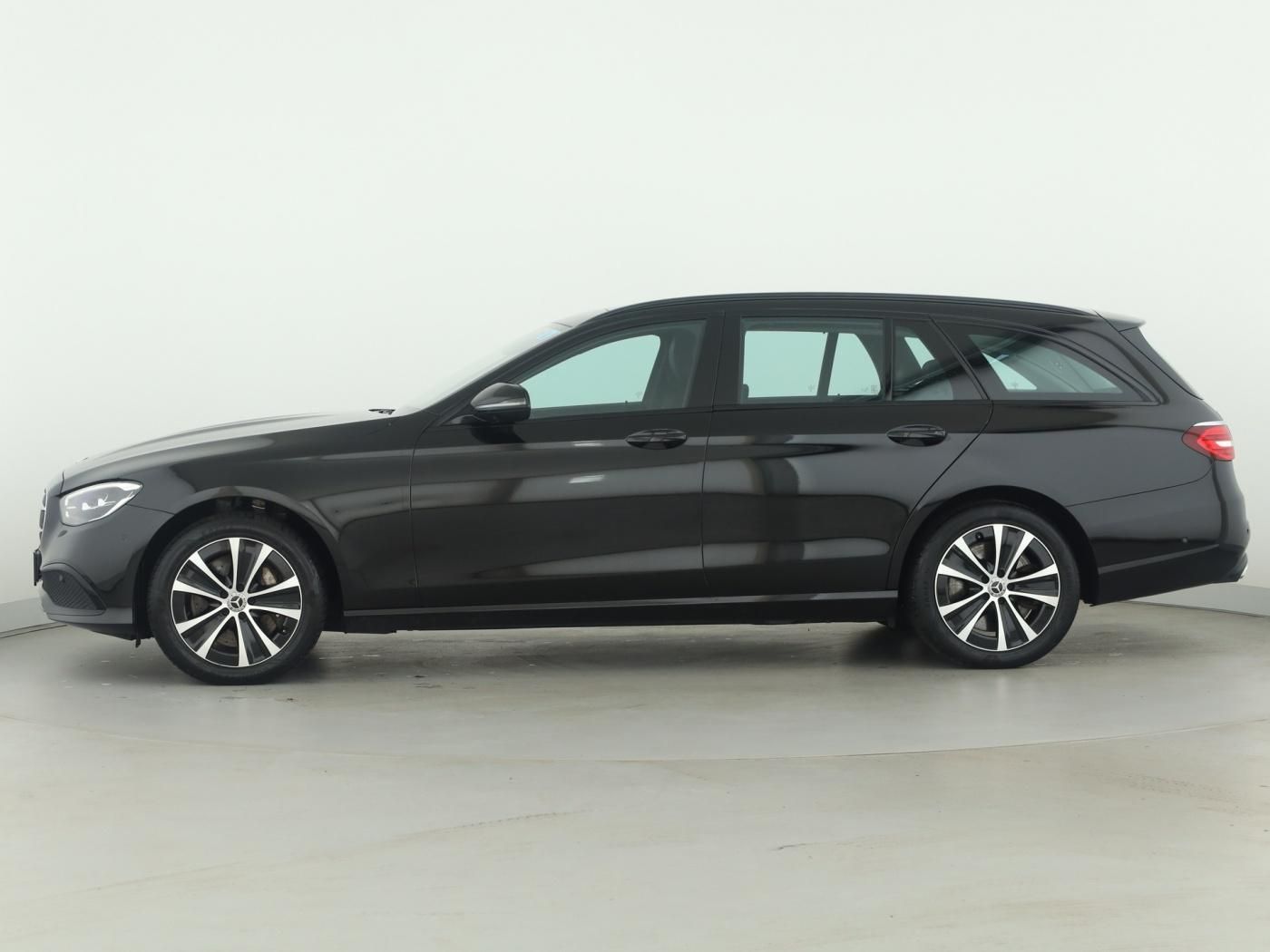 Mercedes-Benz E 300 de 4M T Avantgarde*Panorama*Memory*Distr.* foto 7