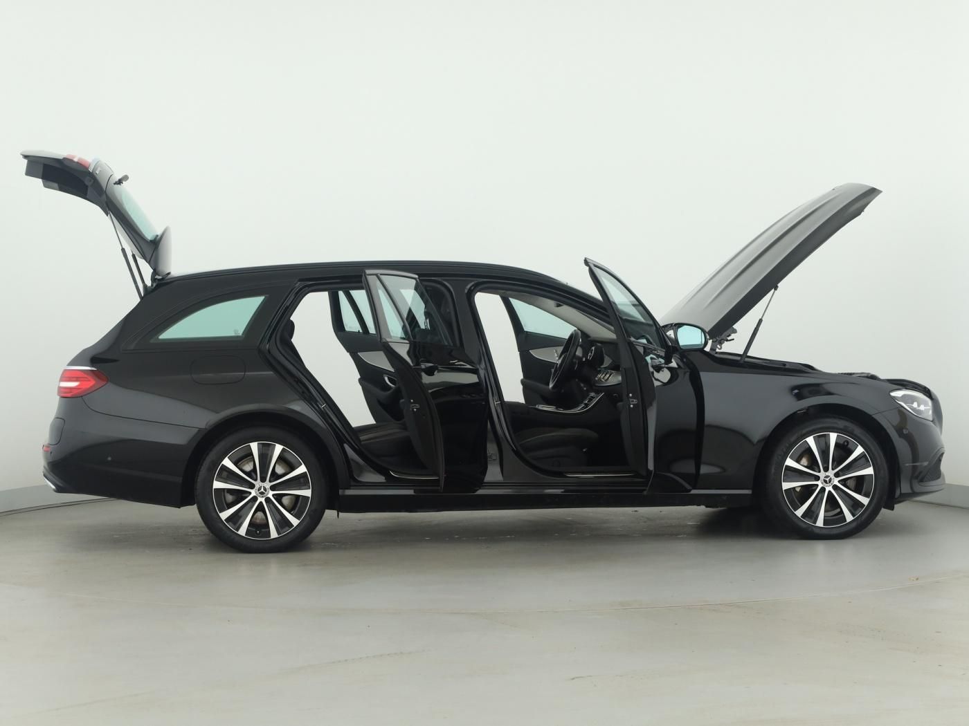 Mercedes-Benz E 300 de 4M T Avantgarde*Panorama*Memory*Distr.* foto 8