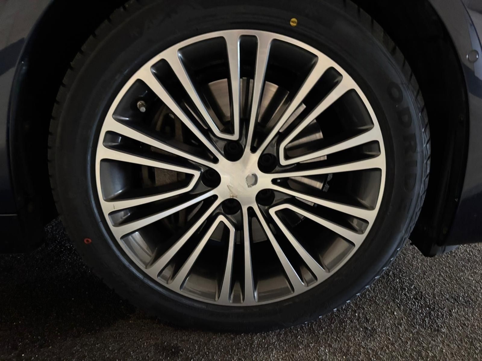 BMW 540i xDrive Sport/Standheizung/PANO/Ambiente/RFK foto 17