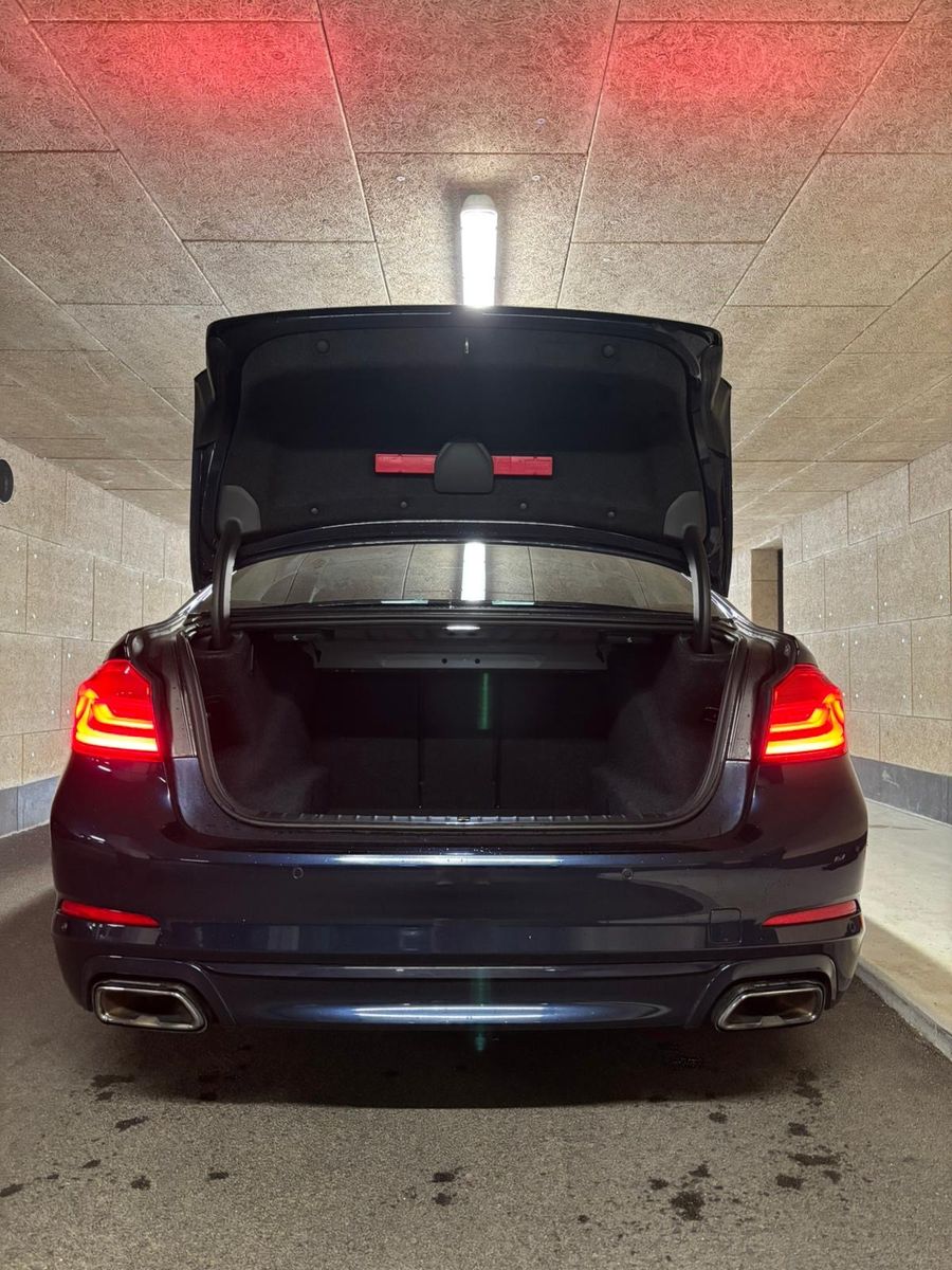 BMW 540i xDrive Sport/Standheizung/PANO/Ambiente/RFK foto 6