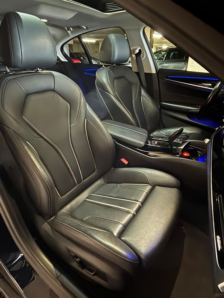 BMW 540i xDrive Sport/Standheizung/PANO/Ambiente/RFK foto 10