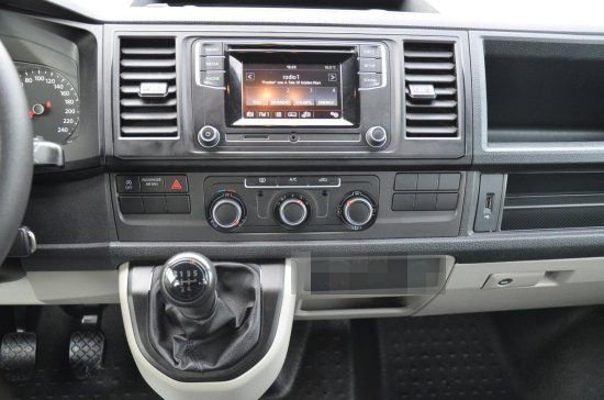 Volkswagen T6 2.0 TDI Kombi lang Klima AHK 9 Sitze foto 9
