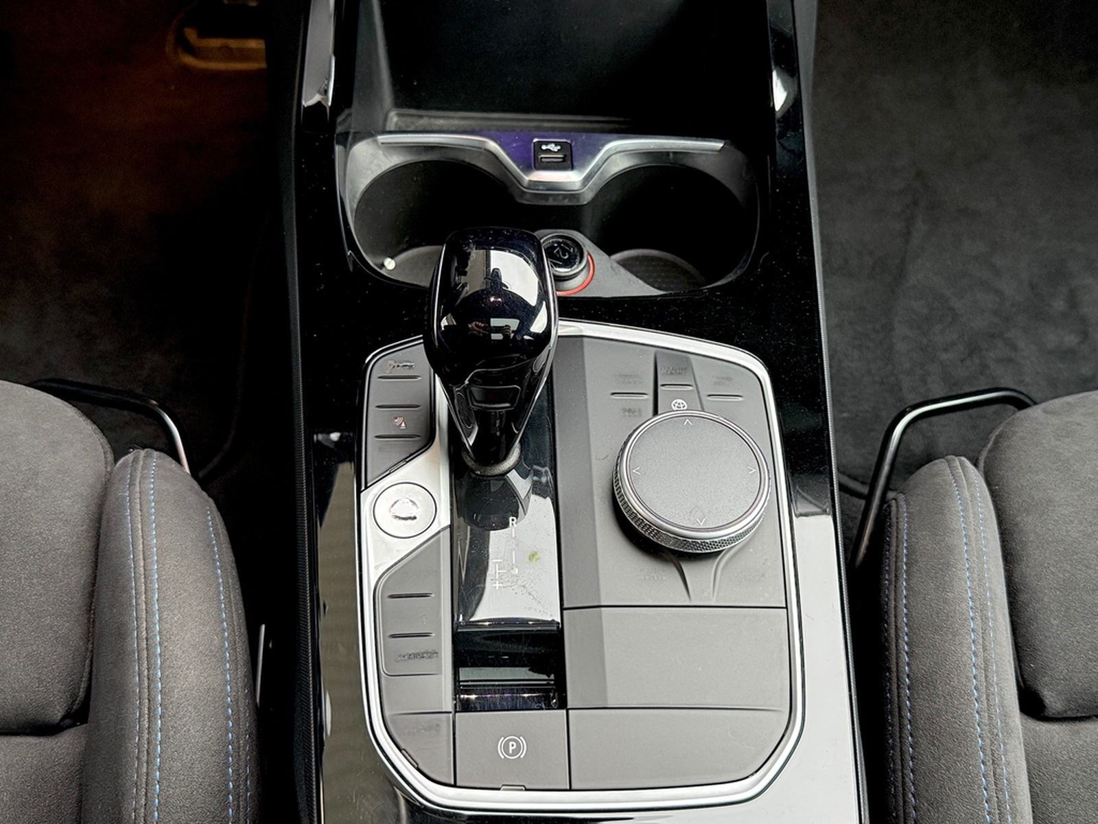 BMW M235i xD GranCoupe M-Sport HeadUp Pano R.Kam DAB foto 14